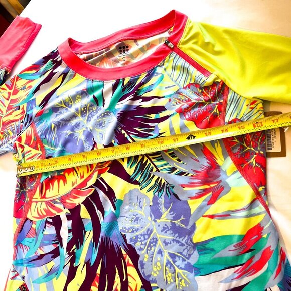 New Title Nine Sunbuster Long Sleeve 1/4 Zip Pullover Small NWT - Picture 8 of 11